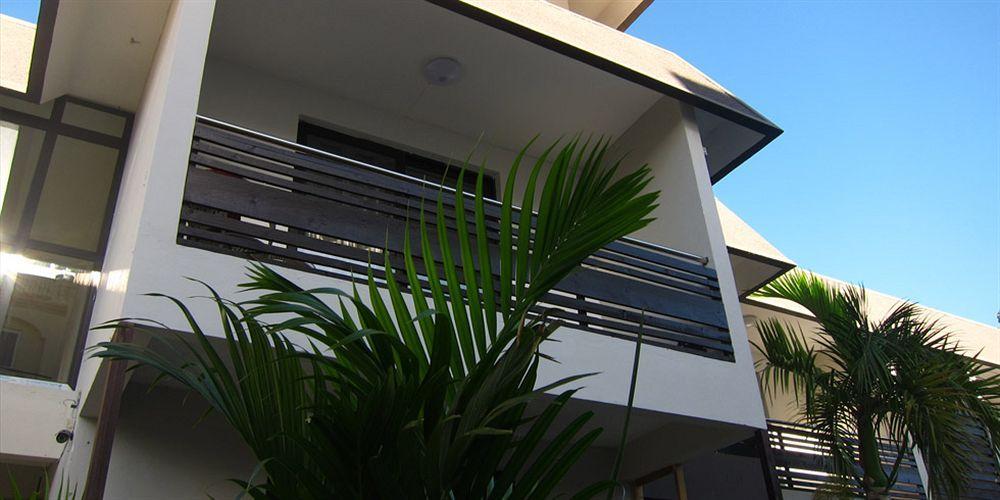 West Palm Inn Flic-en-Flacq Exterior foto
